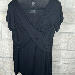 Kindred Bravely Black Maternity Top